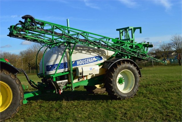 PULVÉRISATEURS TRAÎNÉS HOUSEHAM AR4000 2011