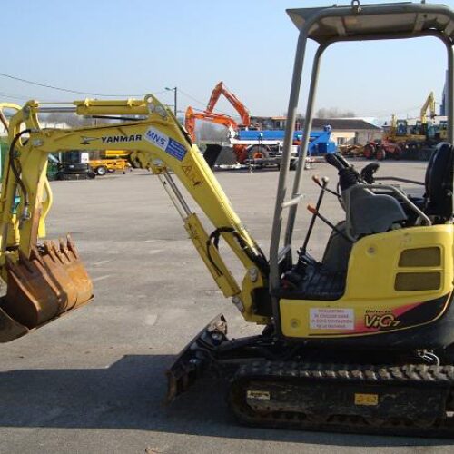 YANMAR VIO 17